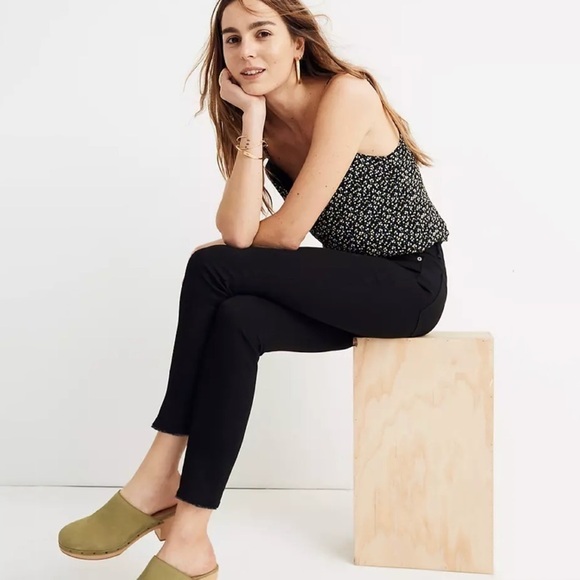 NWT Madewell 9” High Rise Skinny Crop Jean Raw Hem - Picture 2 of 7